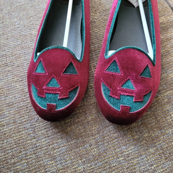 Strangecvlt Red Lydia Velvet Jack O’ Lantern Flats - Picture 12 of 13